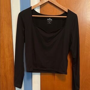 Hollister Black Fitted Crop Blouse